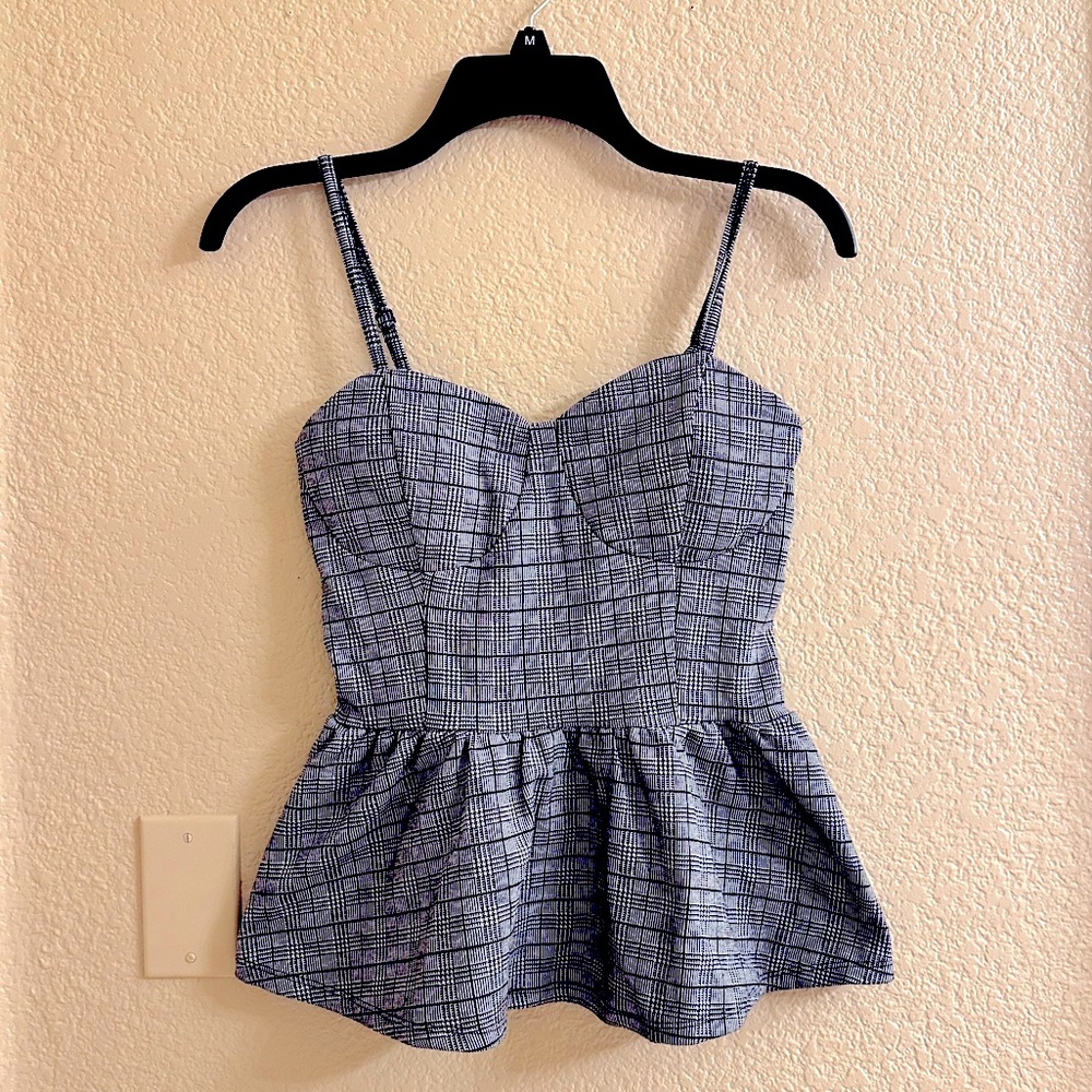 Cute Ruffled Plaid Top